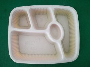 精密四柱裁斷機在工業(yè)中沖裁物料的機器